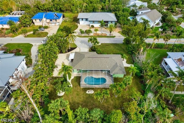 1380 Albatross RD, Sanibel, FL 33957