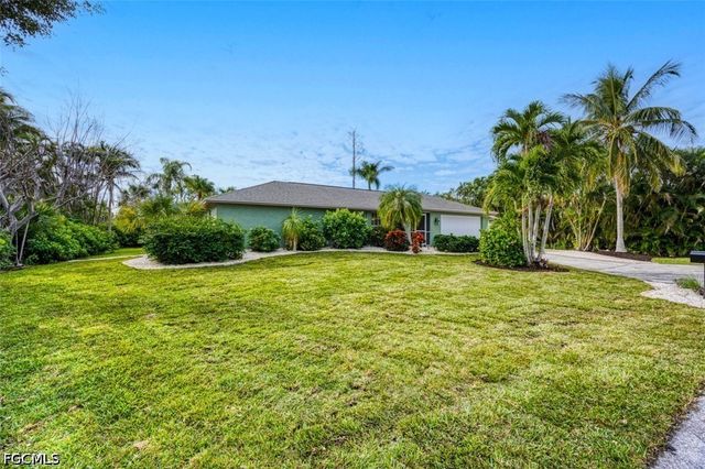 1380 Albatross RD, Sanibel, FL 33957