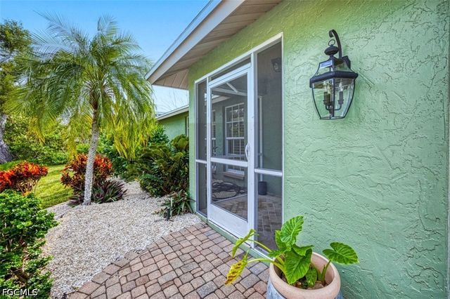 1380 Albatross RD, Sanibel, FL 33957
