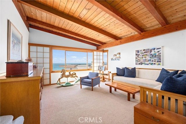 1911 Ocean Way, Laguna Beach, CA 92651