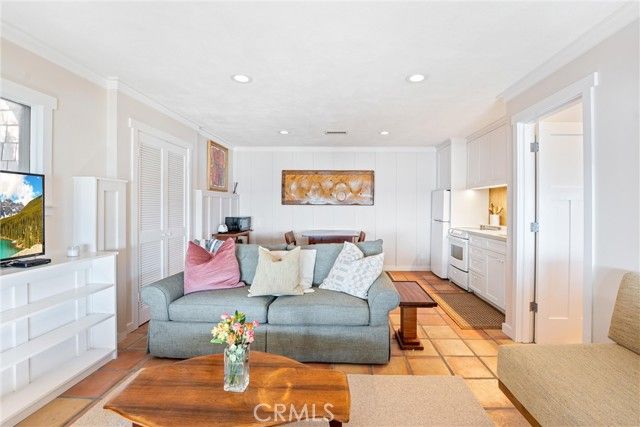 1911 Ocean Way, Laguna Beach, CA 92651