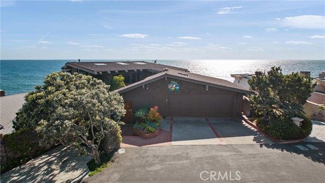 1911 Ocean Way, Laguna Beach, CA 92651