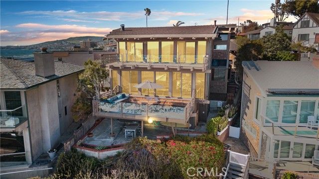 1911 Ocean Way, Laguna Beach, CA 92651