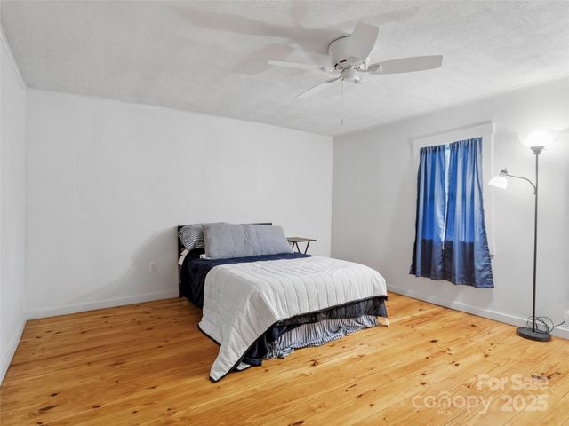 456 Windy Gap Road, Mars Hill, NC 28754