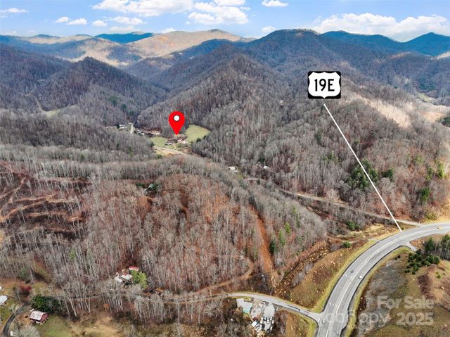 456 Windy Gap Road, Mars Hill, NC 28754
