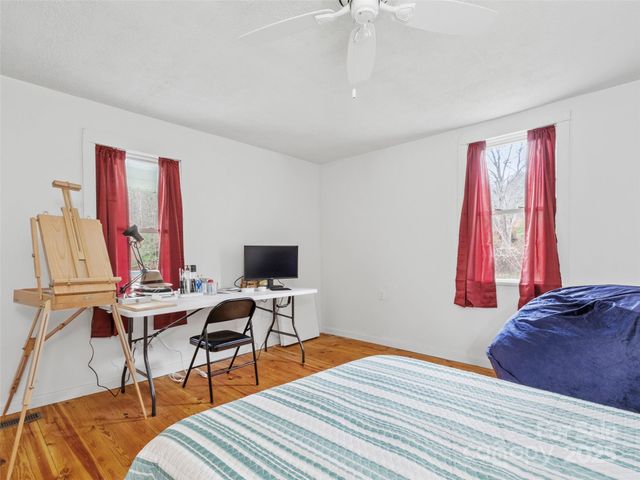 456 Windy Gap Road, Mars Hill, NC 28754