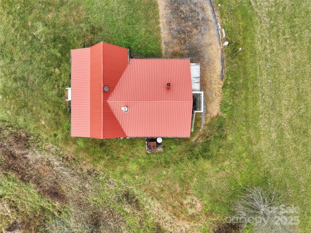 456 Windy Gap Road, Mars Hill, NC 28754