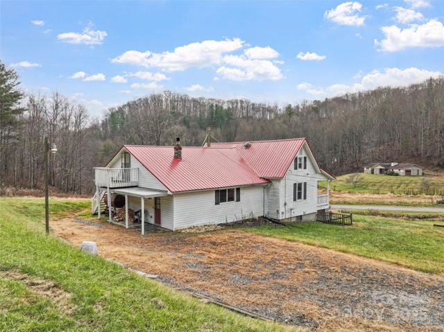 456 Windy Gap Road, Mars Hill, NC 28754