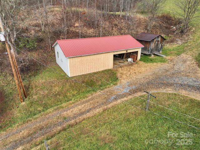 456 Windy Gap Road, Mars Hill, NC 28754