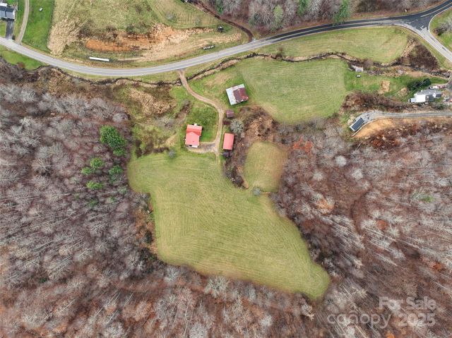 456 Windy Gap Road, Mars Hill, NC 28754