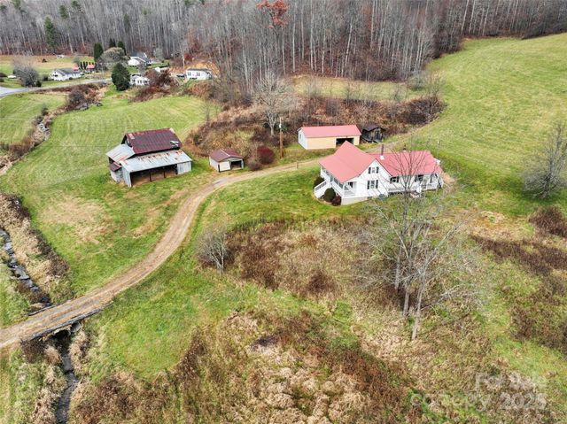 456 Windy Gap Road, Mars Hill, NC 28754
