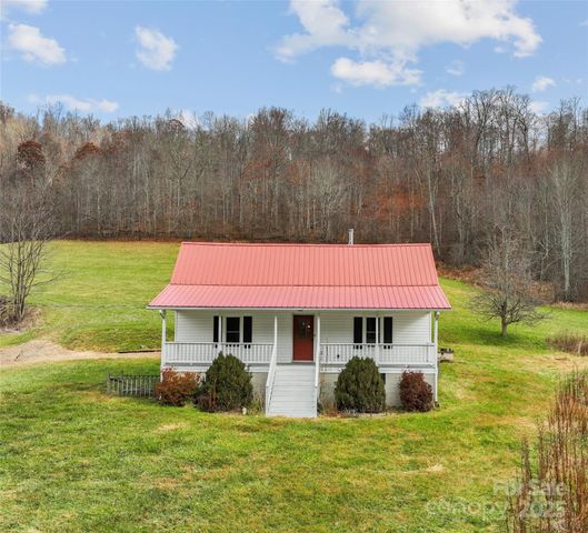 456 Windy Gap Road, Mars Hill, NC 28754
