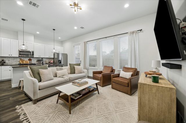 5709 White Magnolia Street, Houston, TX 77091