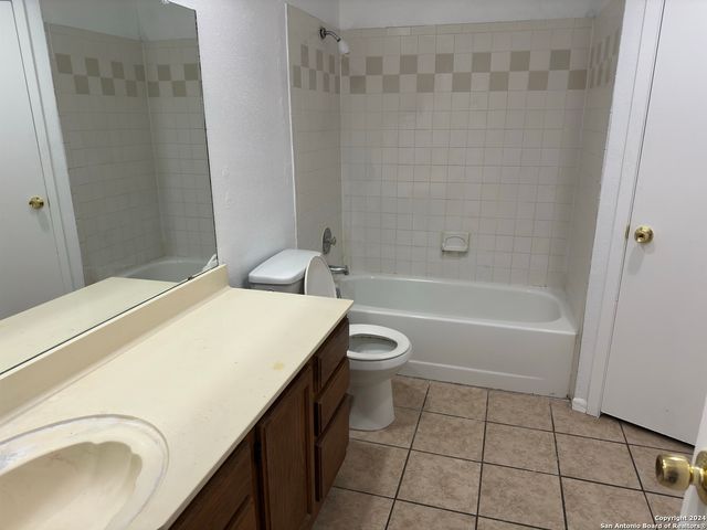 11766 SPRING SONG DR, San Antonio, TX 78249