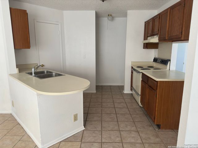 11766 SPRING SONG DR, San Antonio, TX 78249