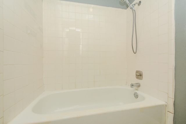 8607 Crystal Cove Circle, Houston, TX 77044