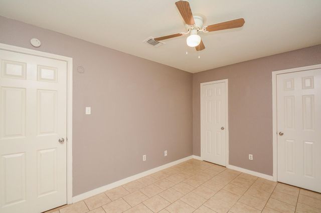 8607 Crystal Cove Circle, Houston, TX 77044