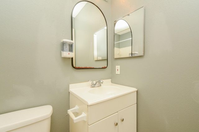 8607 Crystal Cove Circle, Houston, TX 77044