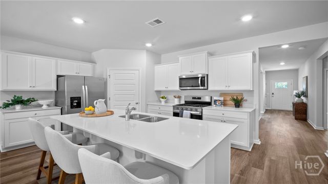 1086 Bergamot Road, Bloomingdale, GA 31302