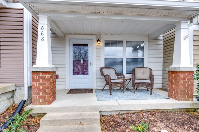 668 Flintlock Ct, Nashville, TN 37217