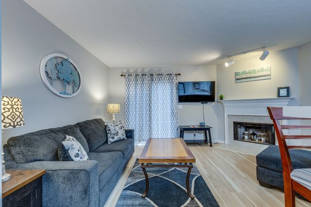 668 Flintlock Ct, Nashville, TN 37217