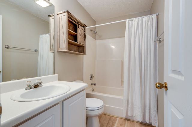 668 Flintlock Ct, Nashville, TN 37217