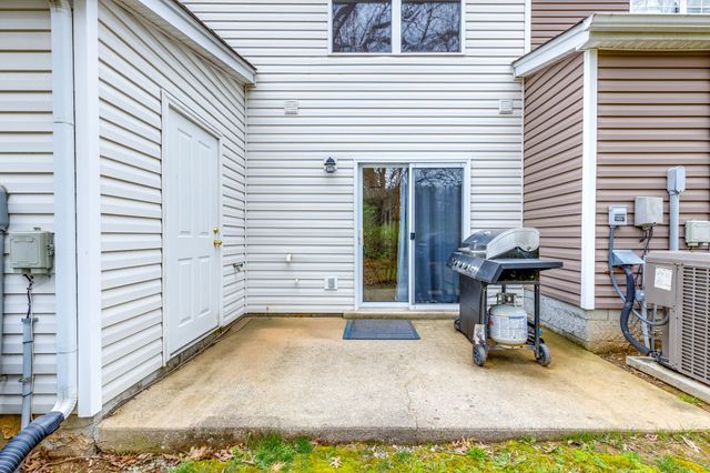 668 Flintlock Ct, Nashville, TN 37217