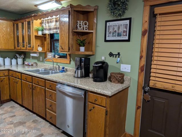 1933 Martin Pierce Rd, Cub Run, KY 42729