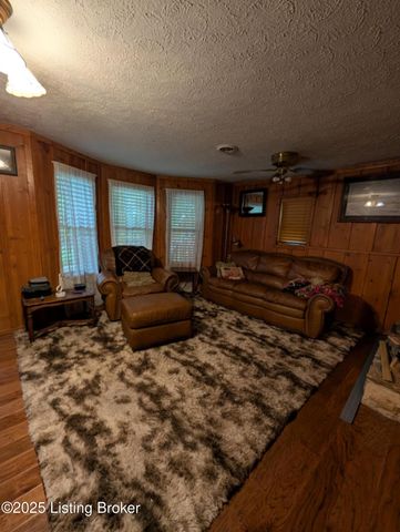 1933 Martin Pierce Rd, Cub Run, KY 42729