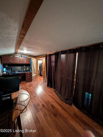 1933 Martin Pierce Rd, Cub Run, KY 42729