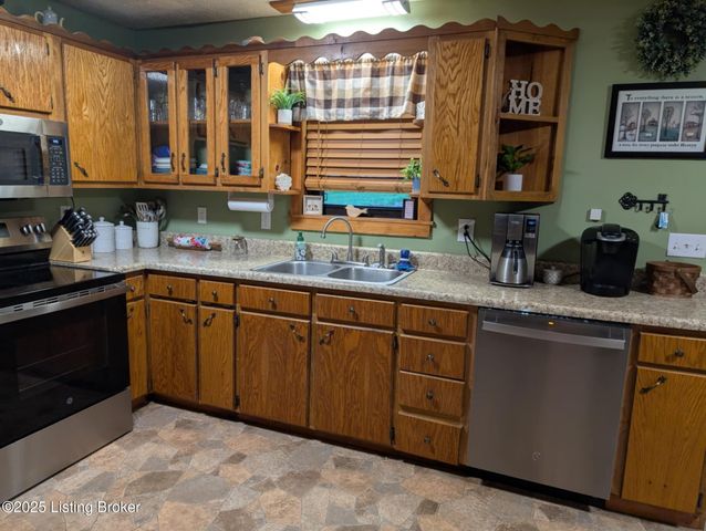 1933 Martin Pierce Rd, Cub Run, KY 42729