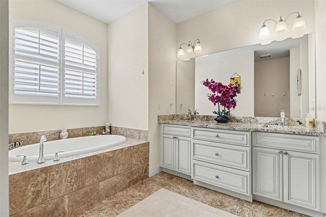 1275 BLUE LAKE CIRCLE, Punta Gorda, FL 33983