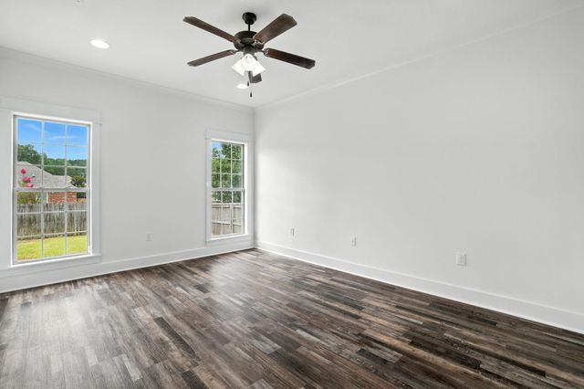 11 W Spruce, Sumrall, MS 39482