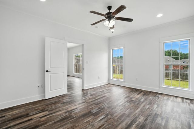 11 W Spruce, Sumrall, MS 39482