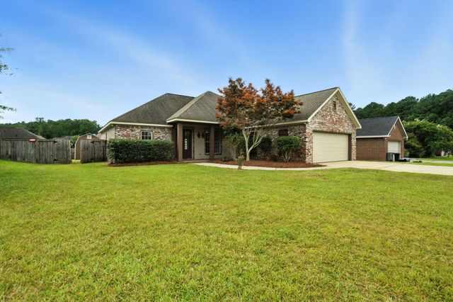 11 W Spruce, Sumrall, MS 39482