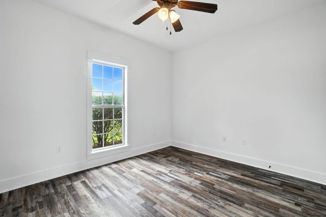 11 W Spruce, Sumrall, MS 39482