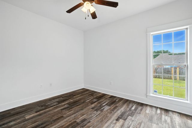 11 W Spruce, Sumrall, MS 39482