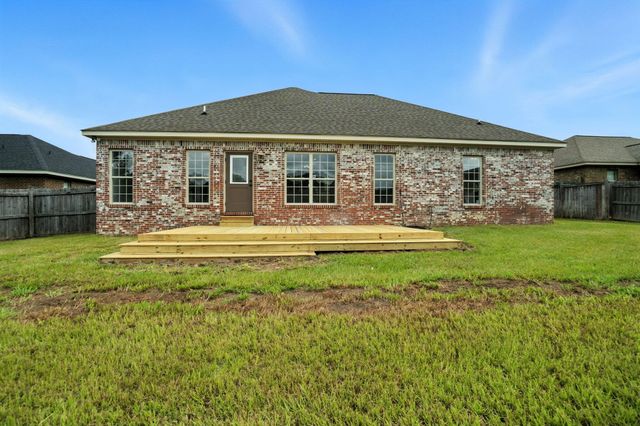11 W Spruce, Sumrall, MS 39482