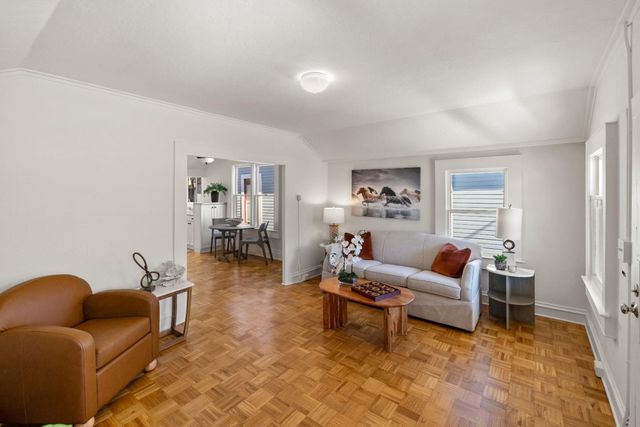 418 Fountain Avenue, Pacific Grove, CA 93950