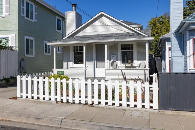 418 Fountain Avenue, Pacific Grove, CA 93950