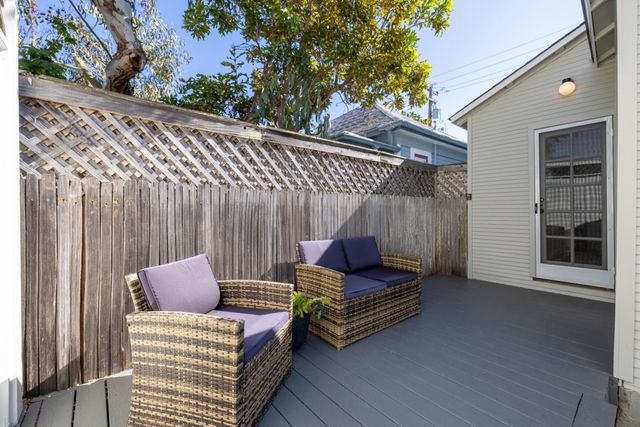 418 Fountain Avenue, Pacific Grove, CA 93950