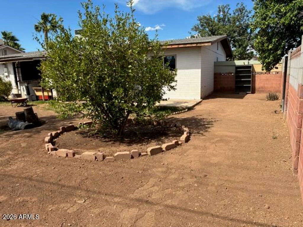 405 E LA JOLLA Drive, Tempe, AZ 85282