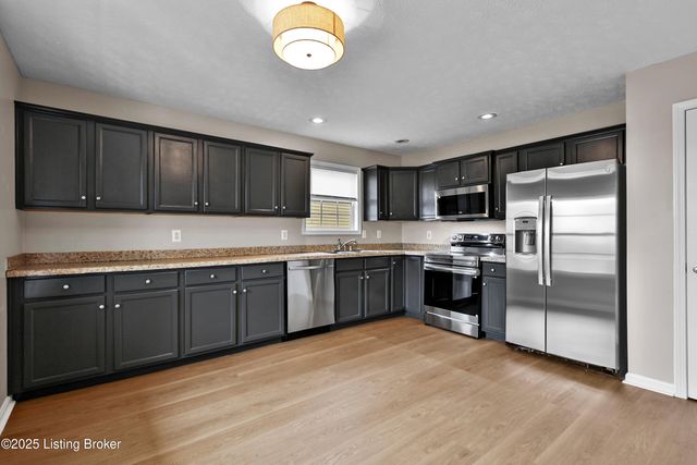 3814 Mareli Rd, Shelbyville, KY 40065