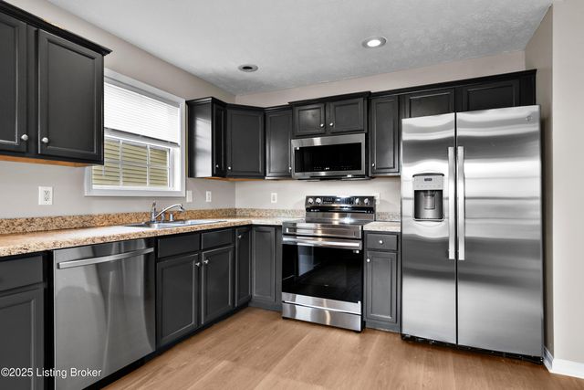 3814 Mareli Rd, Shelbyville, KY 40065