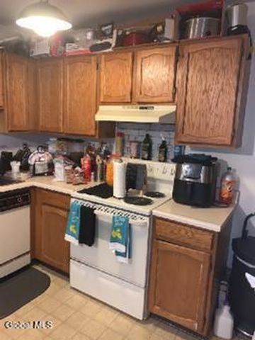 11 Limerick Drive, Albany, NY 12204