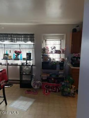 11 Limerick Drive, Albany, NY 12204