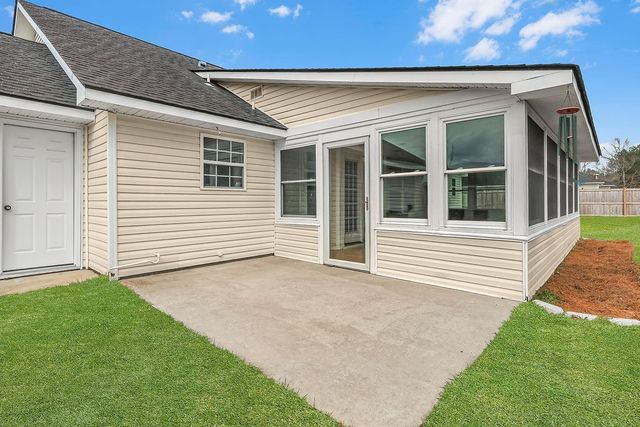 1221 Nautical Drive SE, Townsend, GA 31331