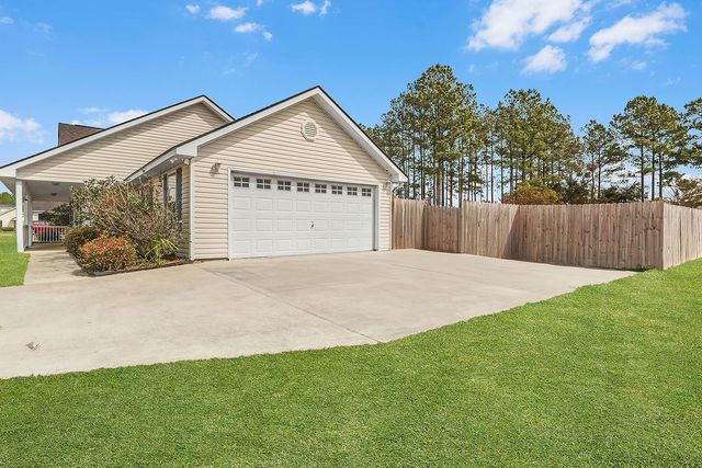 1221 Nautical Drive SE, Townsend, GA 31331