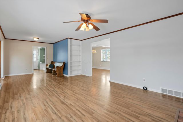 4266 Fairoaks Drive, Columbus, OH 43214