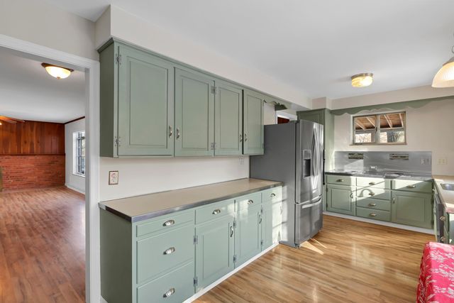 4266 Fairoaks Drive, Columbus, OH 43214